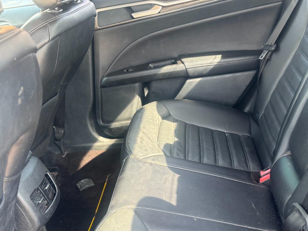 2017 Ford Fusion SE - Photo 8